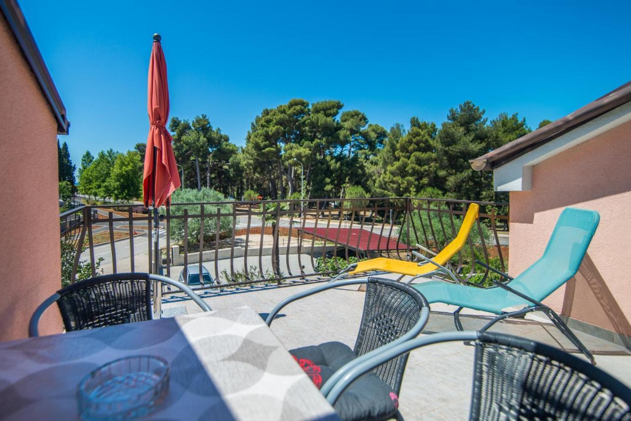 Apartment Vesna Rovinj Exterior foto